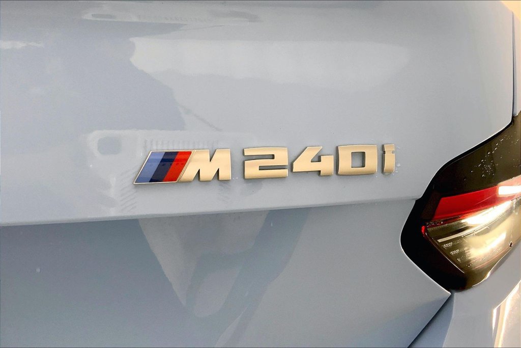 Used 2025 BMW M240i xDrive Coupe AWD/4WD image 7