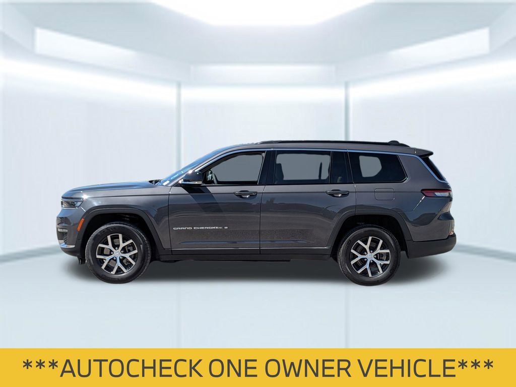 Used 2025 Jeep Grand Cherokee L Limited RWD image 2