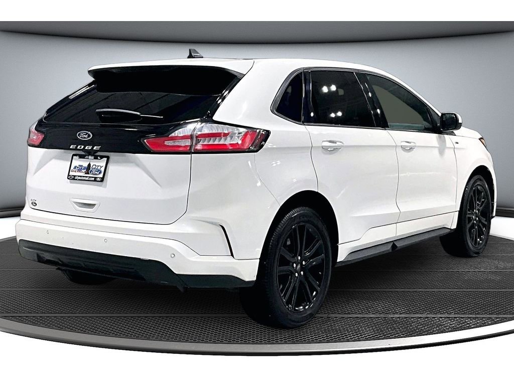 Used 2022 Ford Edge ST-Line image 15