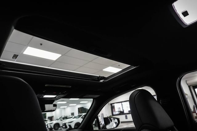 Certified 2025 Lexus UX 300h FWD w/ Accessory Package (Z2) image 22