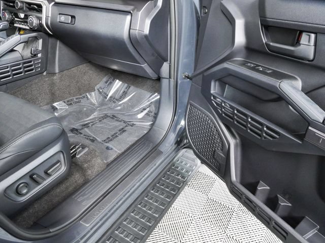 Used 2025 Toyota 4Runner TRD Sport Premium AWD/4WD image 27