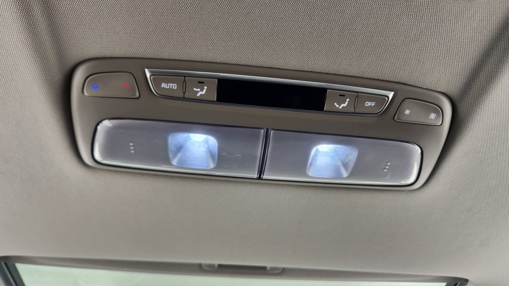Used 2025 Kia Telluride S AWD/4WD image 17