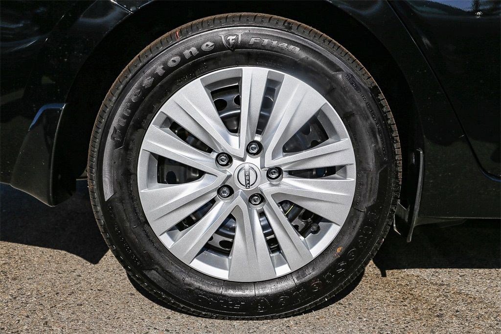 New 2025 Nissan Sentra S FWD image 11