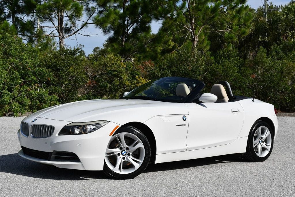 Used 2012 BMW Z4 sDrive35i RWD image 23