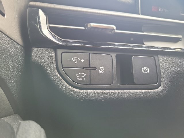 New 2026 Kia Sportage X-Line w/ X-Line Technology Package AWD/4WD image 30
