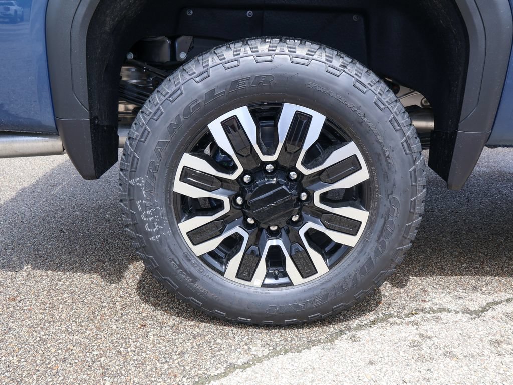New 2026 GMC Sierra 3500 Denali Ultimate AWD/4WD image 37