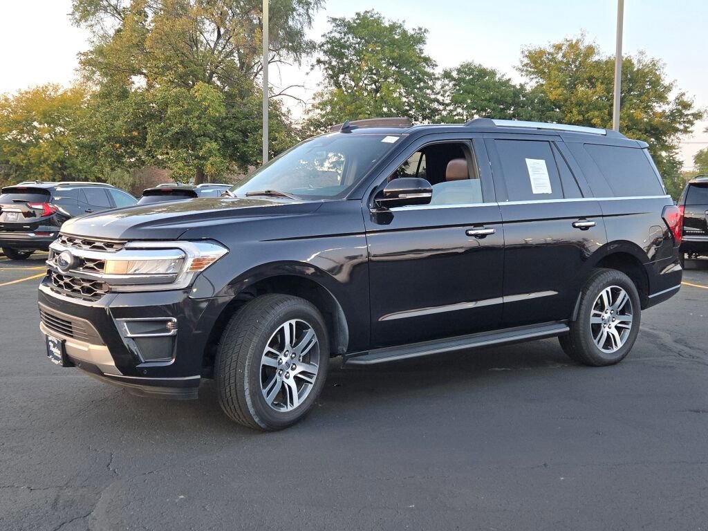 Used 2024 Ford Expedition Limited RWD image 4