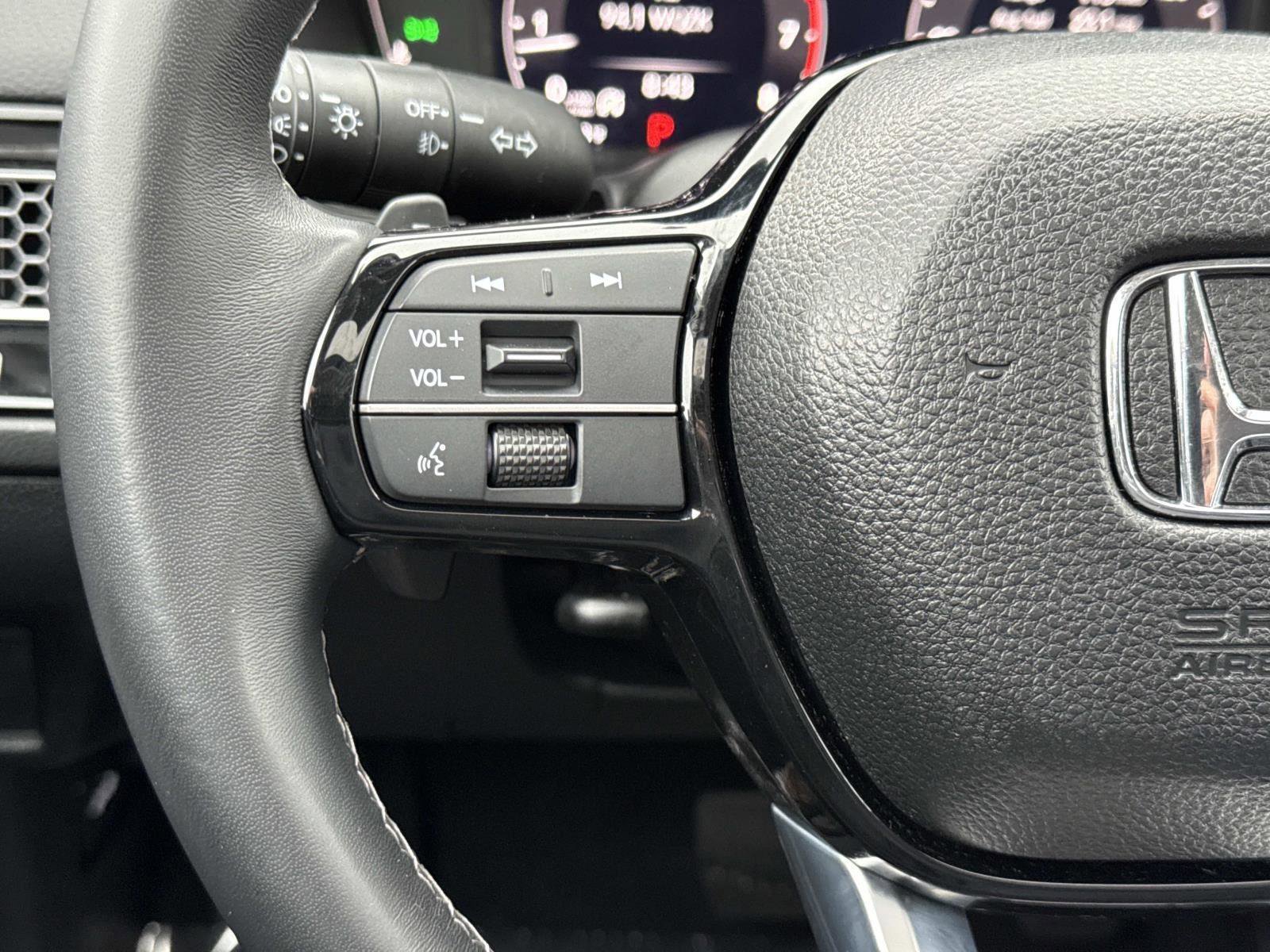 Used 2024 Honda Civic Touring image 10