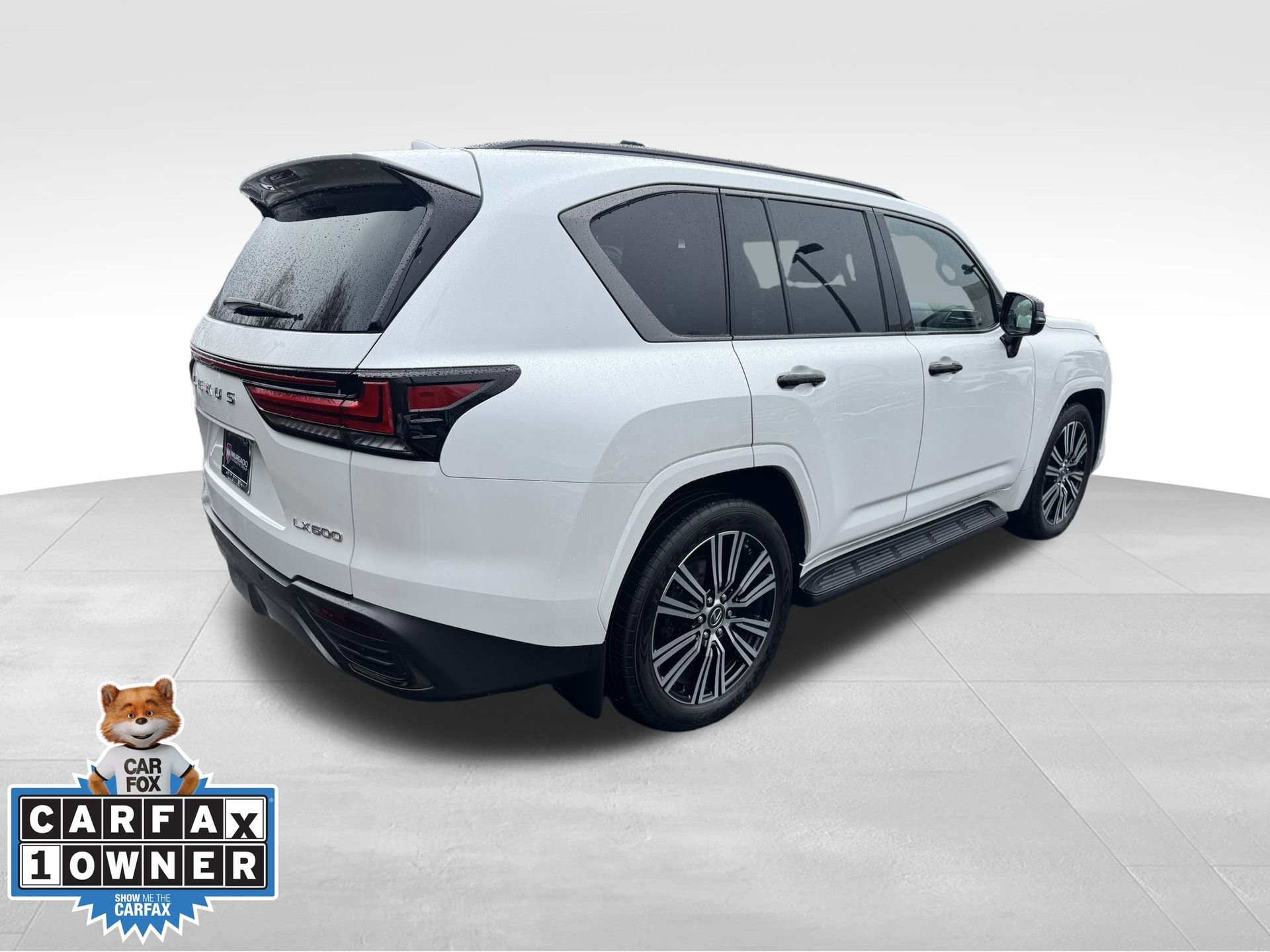 Used 2023 Lexus LX 600 4WD w/ Luxury Package image 22