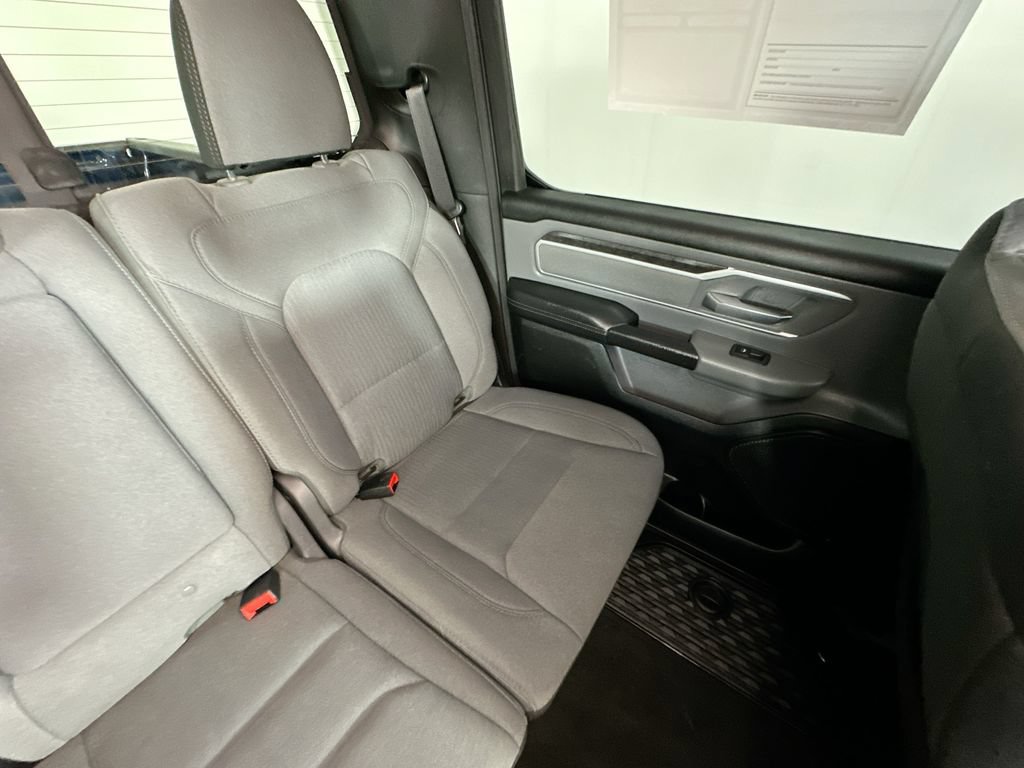 Used 2021 RAM 1500 Big Horn AWD/4WD image 14