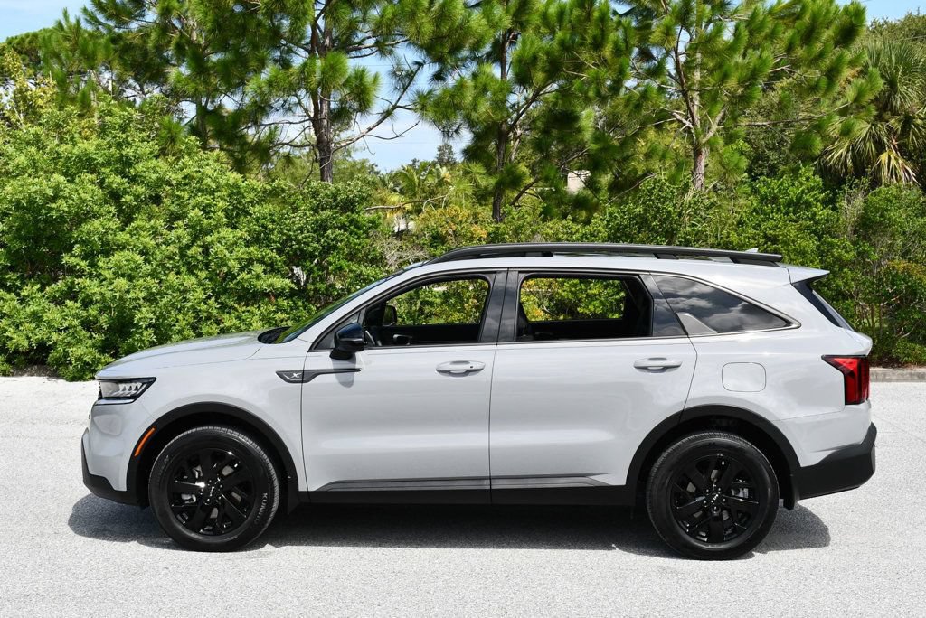 Used 2022 Kia Sorento S w/ Panoramic Sunroof Package AWD/4WD image 28