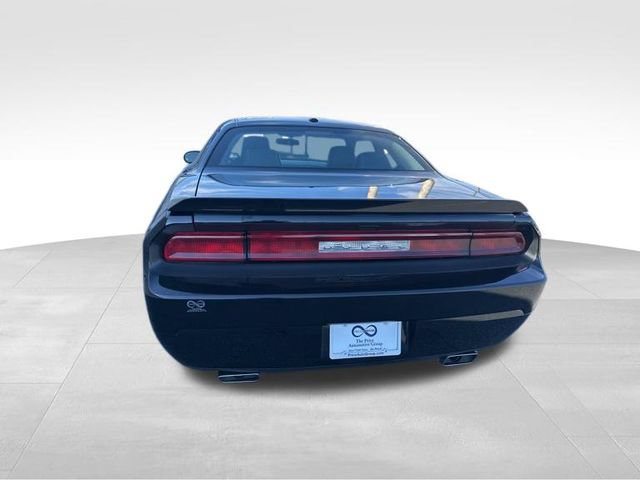 Used 2014 Dodge Challenger R/T RWD image 6