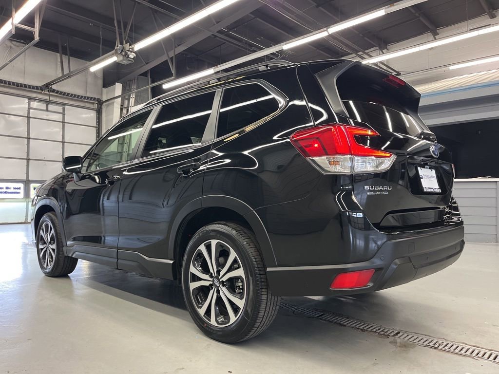Certified 2024 Subaru Forester Limited image 7