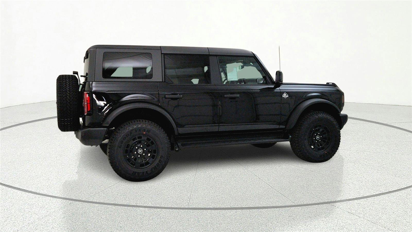 New 2026 Ford Bronco Outer Banks w/ Sasquatch Package AWD/4WD image 7