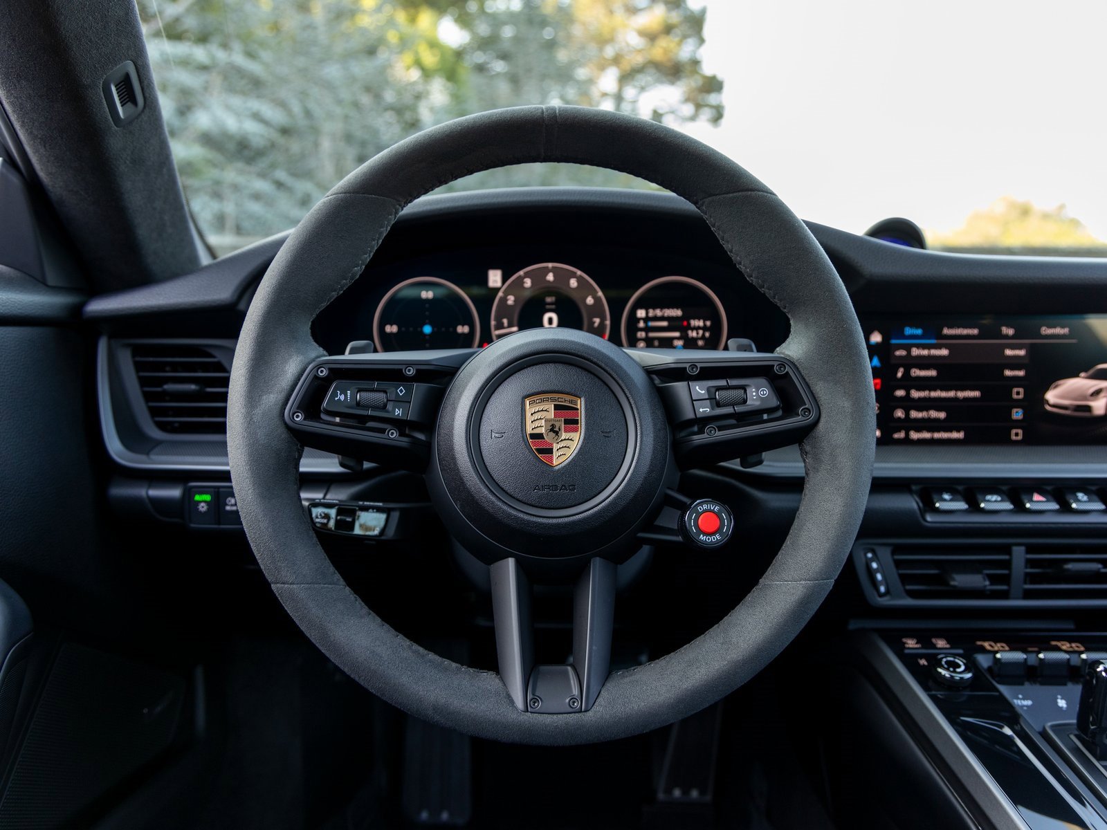 Certified 2025 Porsche 911 Carrera image 29