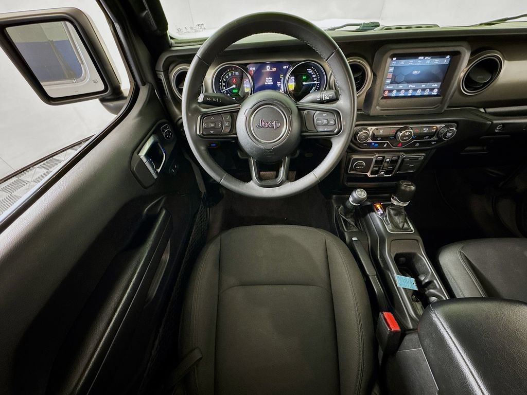 Used 2023 Jeep Wrangler Unlimited AWD/4WD image 20
