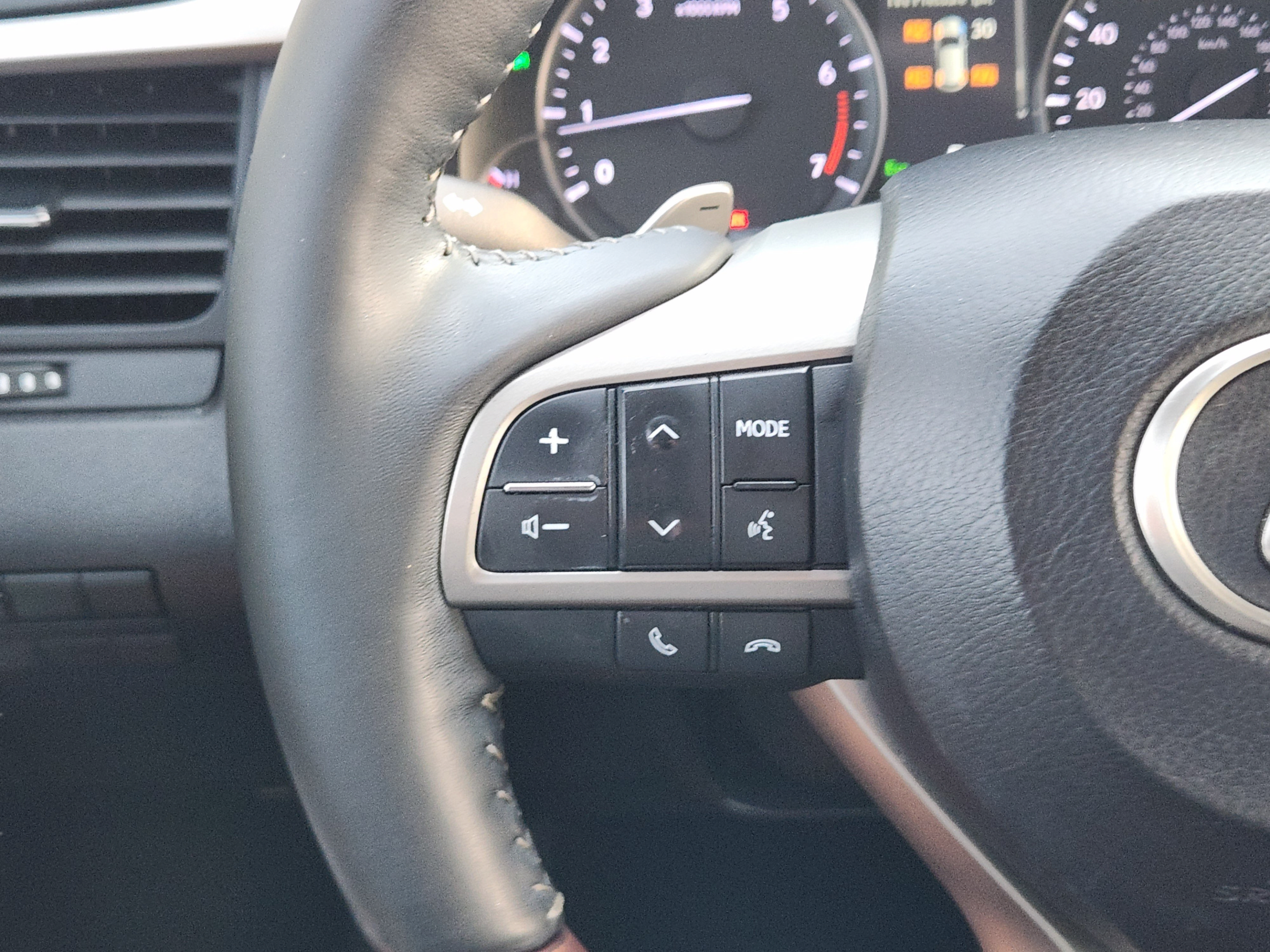 Used 2020 Lexus RX 350 FWD w/ Premium Package image 28