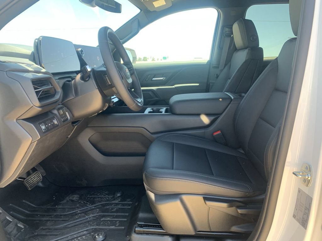 New 2026 Chevrolet Silverado EV W/T AWD/4WD image 17