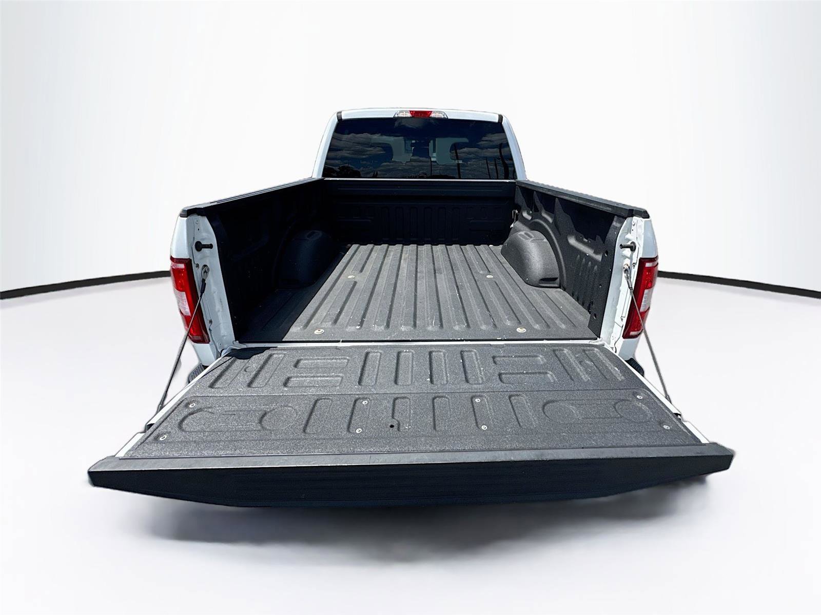 Used 2018 Ford F150 XLT RWD image 16