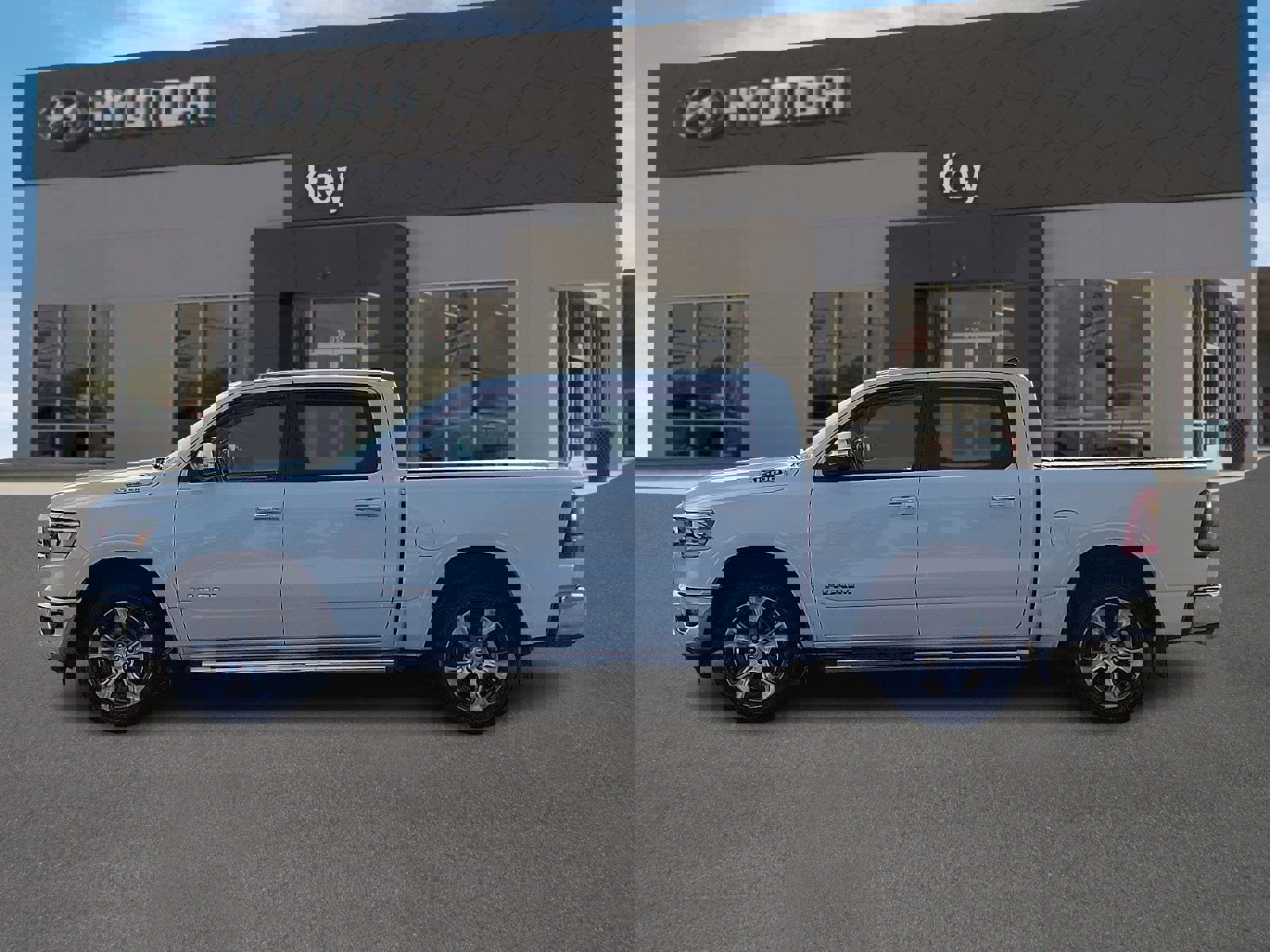 Used 2021 RAM 1500 Laramie image 5