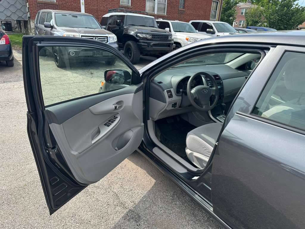 Used 2010 Toyota Corolla FWD image 10