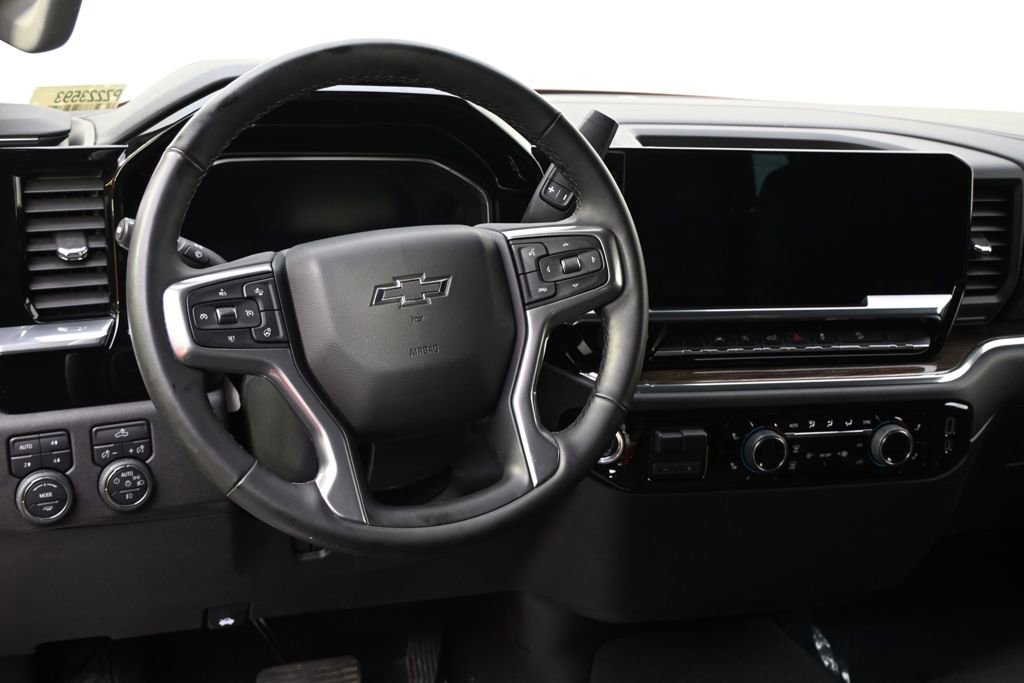 Used 2023 Chevrolet Silverado 1500 RST AWD/4WD image 12