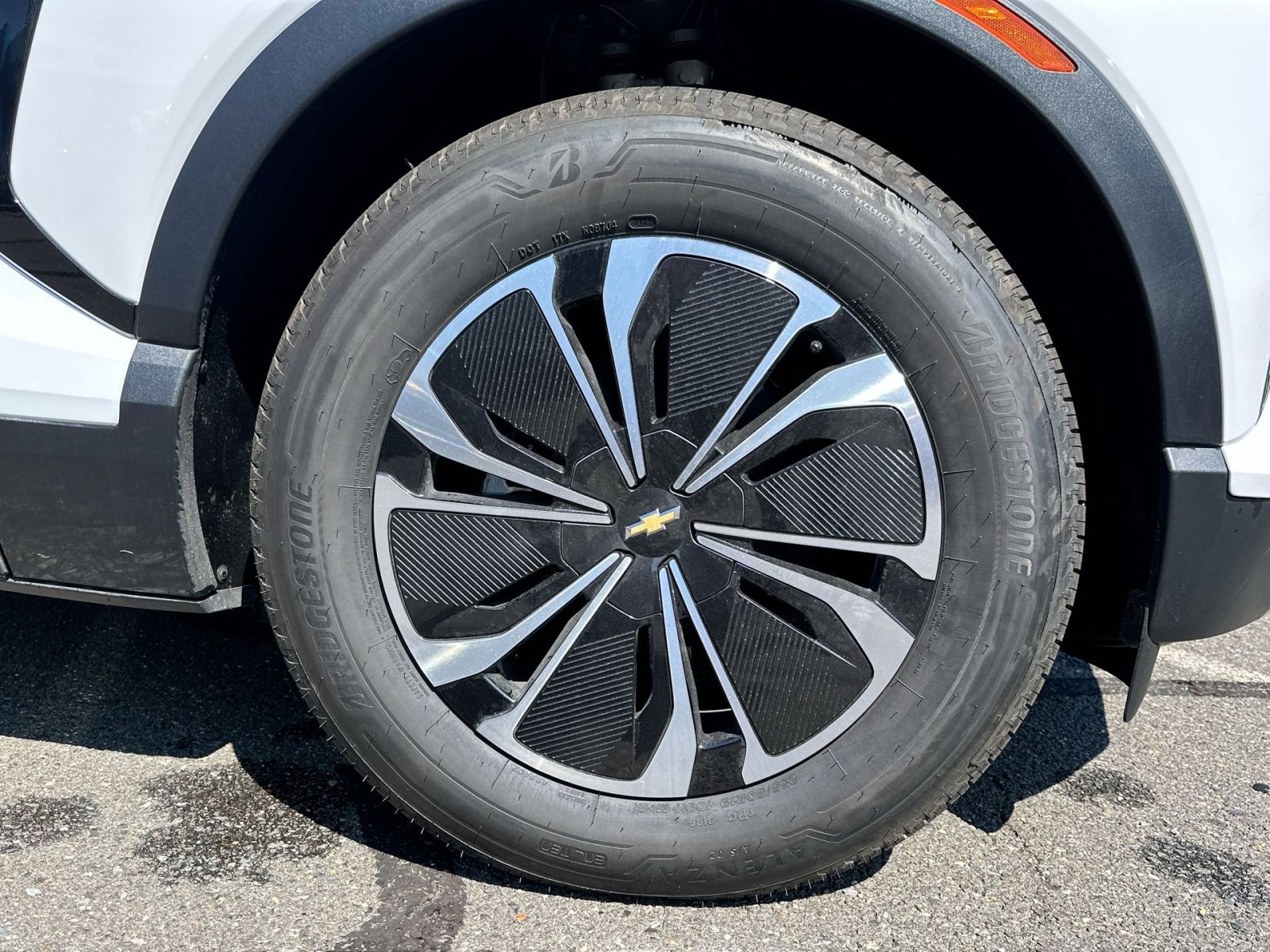 New 2025 Chevrolet Blazer EV LT image 12