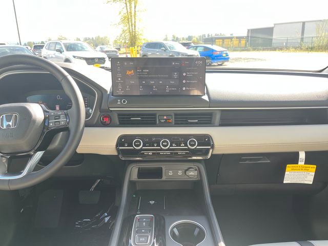 New 2026 Honda Pilot Touring image 13
