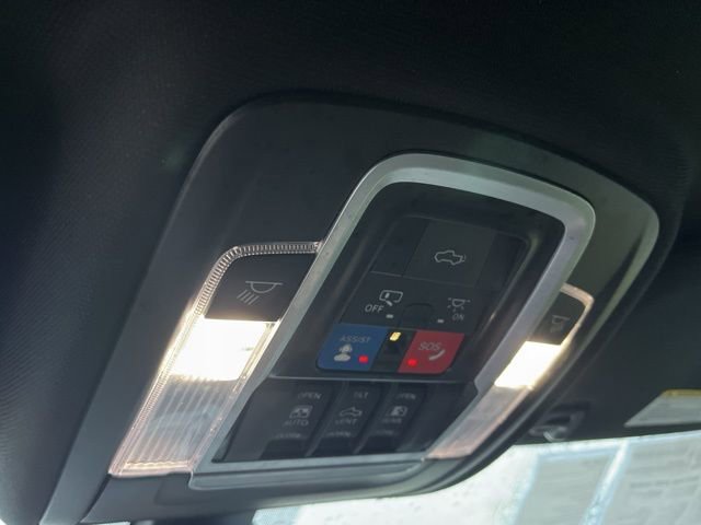 Used 2022 RAM 2500 Limited w/ Night Edition image 33