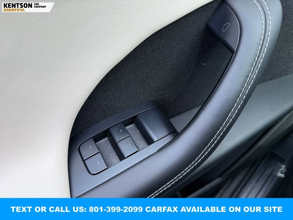 Used 2023 Tesla Model X image 21