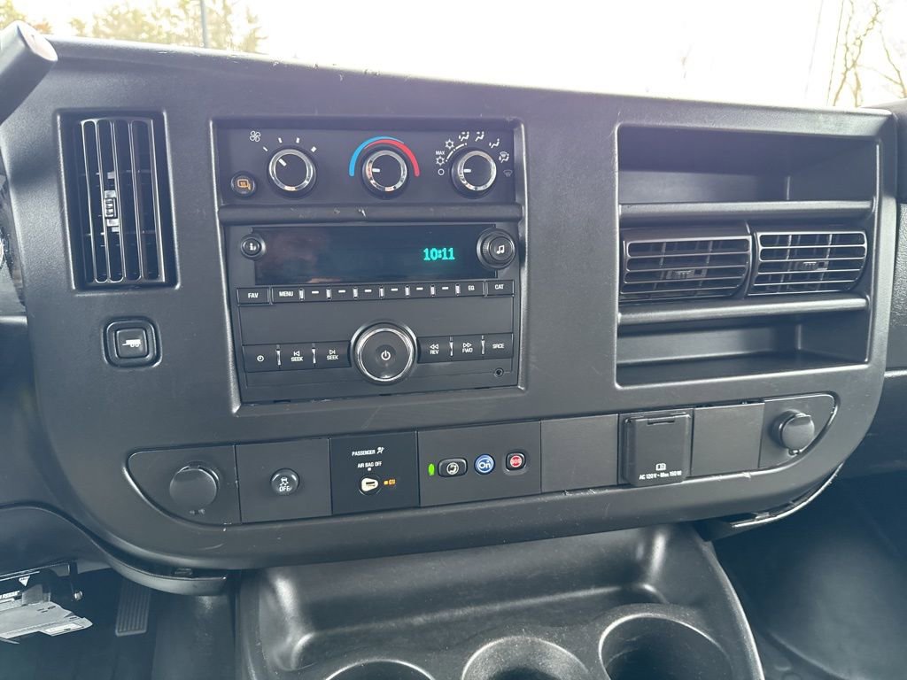 Used 2022 GMC Savana 2500 w/ Driver Convenience Package image 20
