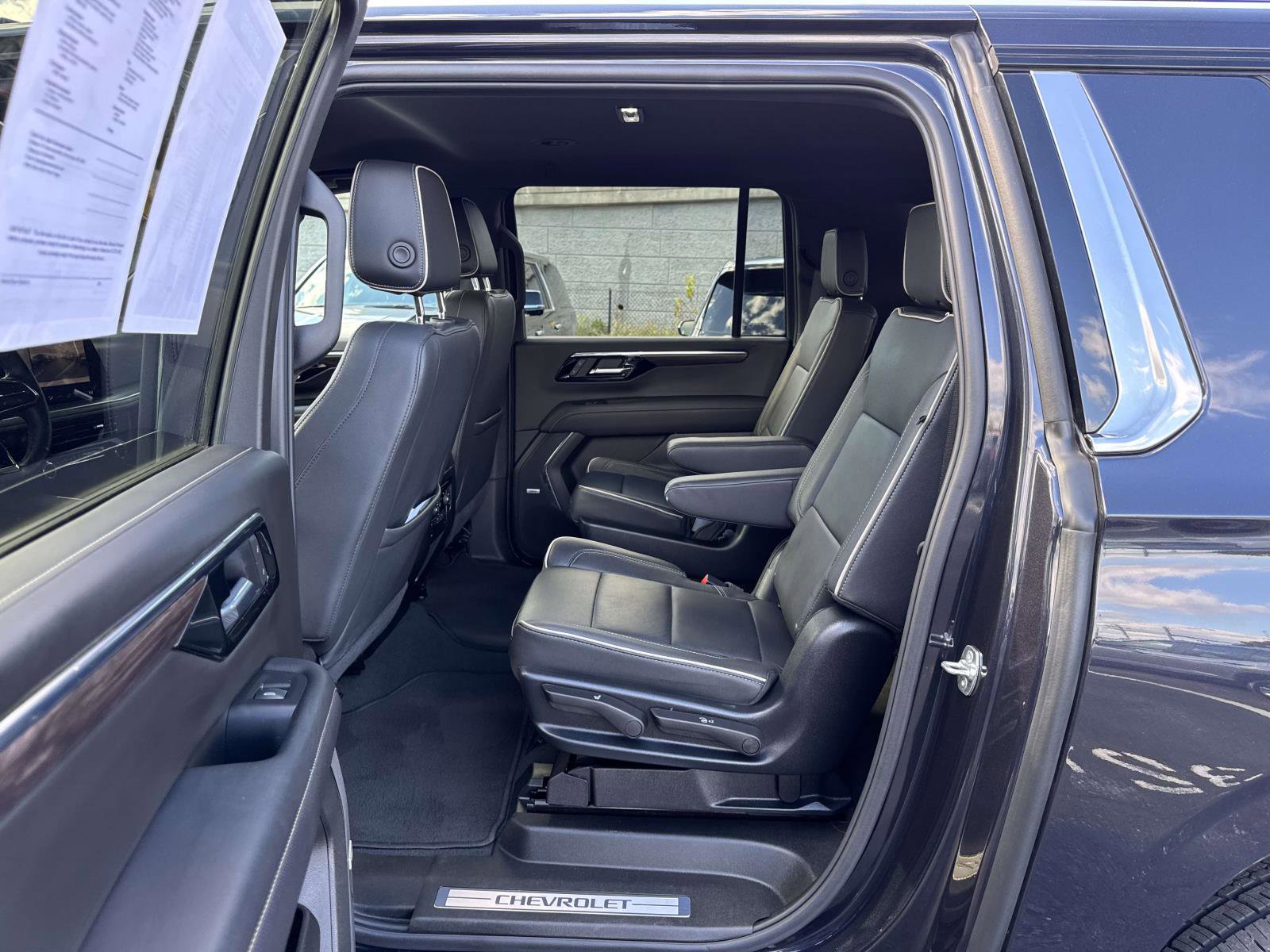 Certified 2025 Chevrolet Suburban Premier image 22