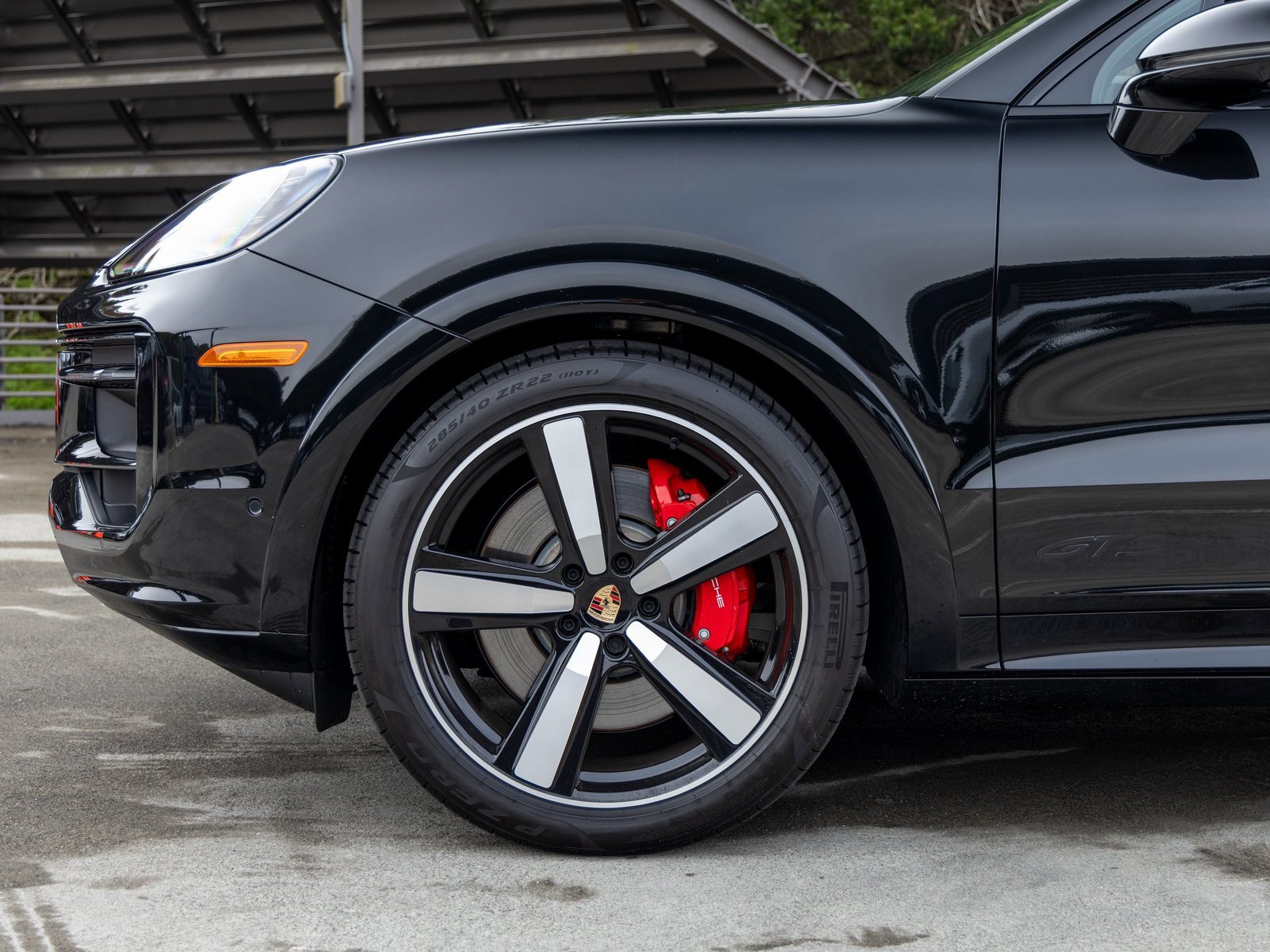 New 2025 Porsche Cayenne GTS image 13