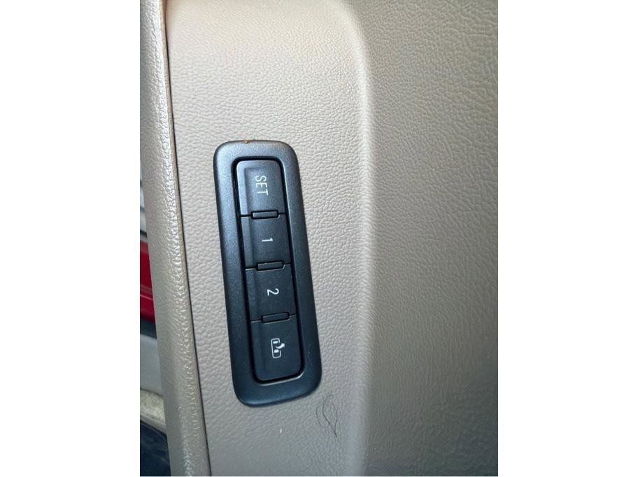 Used 2015 Chevrolet Tahoe LT image 13