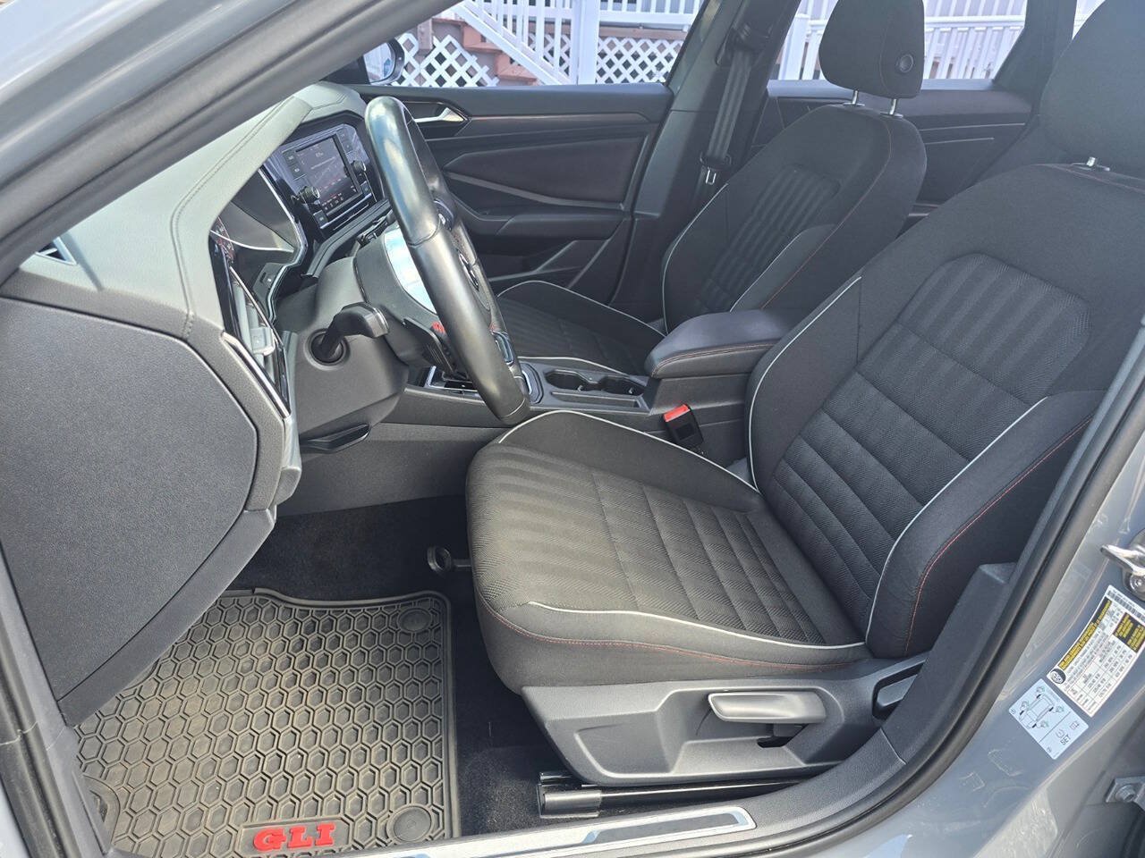 Used 2020 Volkswagen Jetta GLI FWD image 17