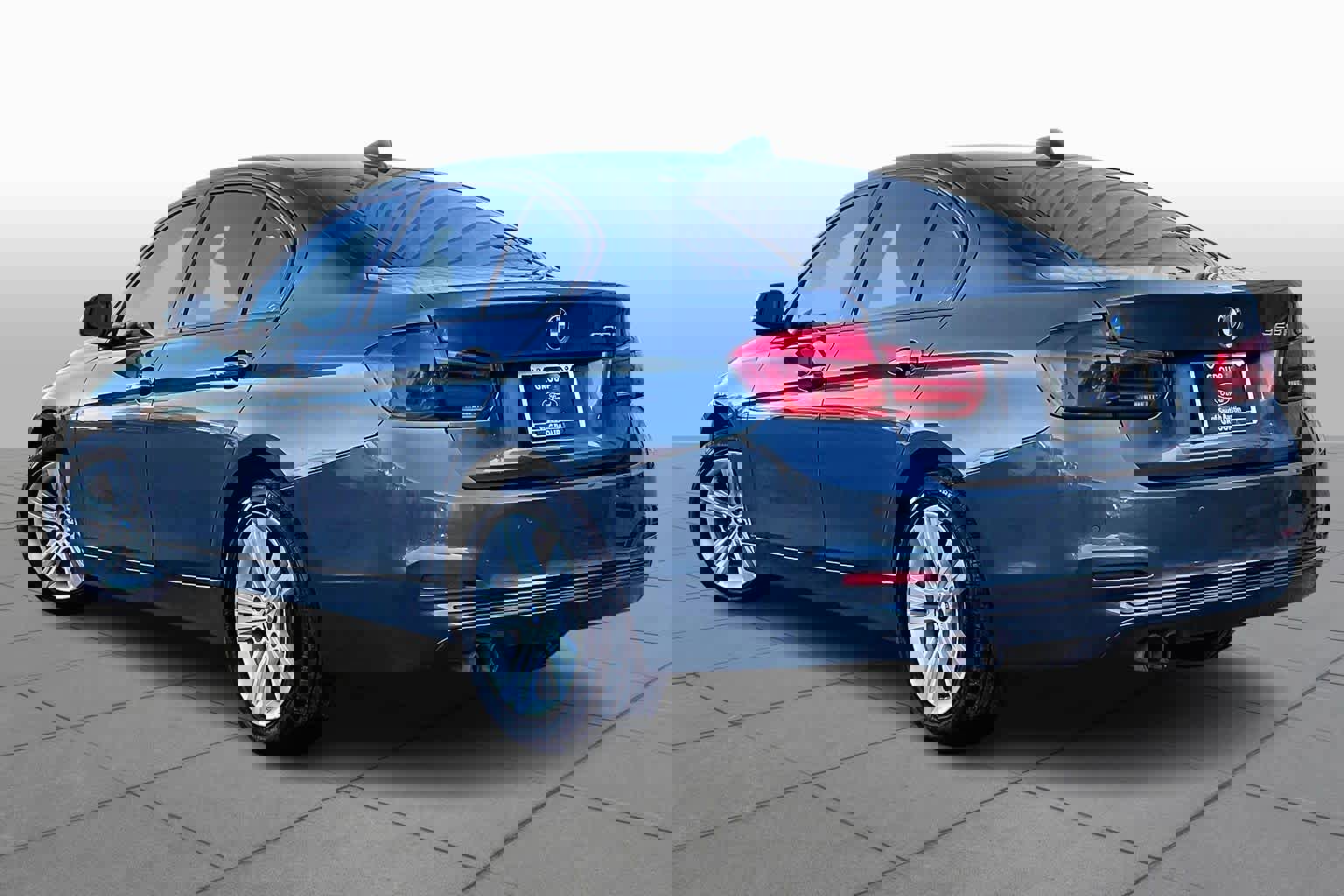 Used 2016 BMW 328i Sedan image 11