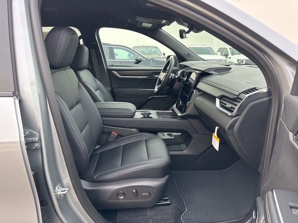 New 2026 GMC Acadia Elevation w/ Black Edition image 21