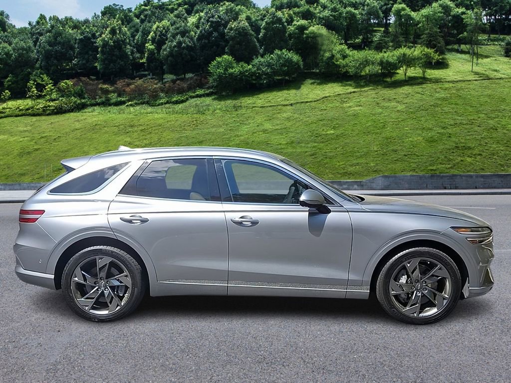 Used 2024 Genesis Electrified GV70 Advanced image 5