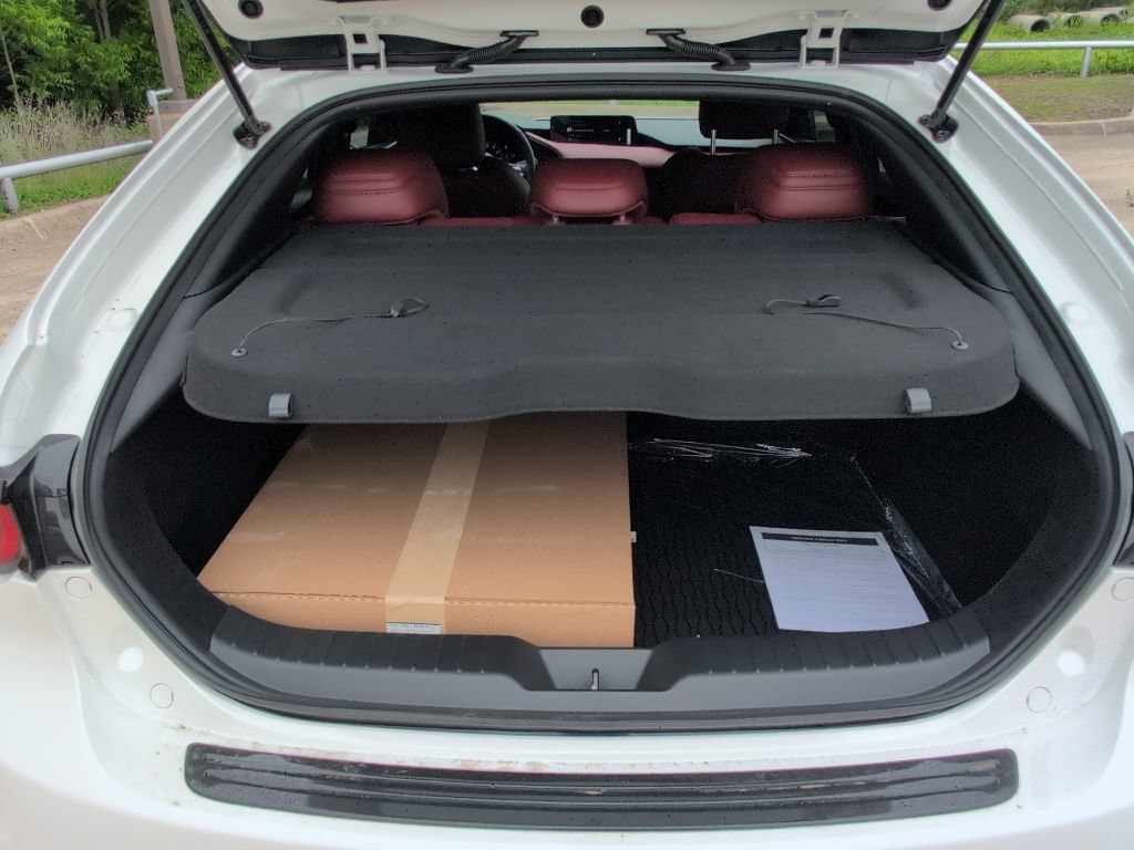 New 2026 MAZDA MAZDA3 Hatchback w/Premium Plus Pkg AWD/4WD image 9