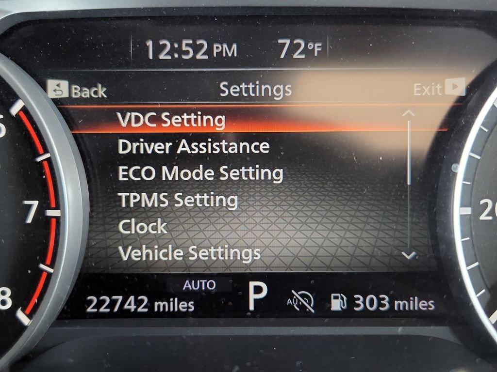 Used 2025 Nissan Rogue SV AWD/4WD image 26