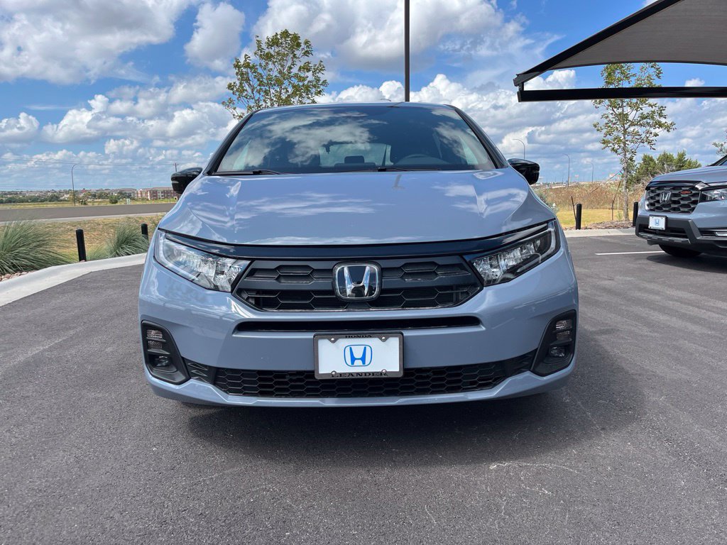 Certified 2026 Honda Odyssey Sport-L image 2