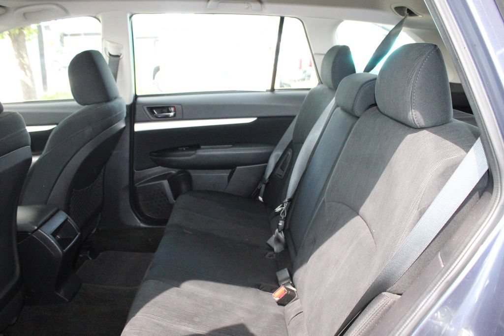Used 2013 Subaru Outback 2.5i AWD/4WD image 46