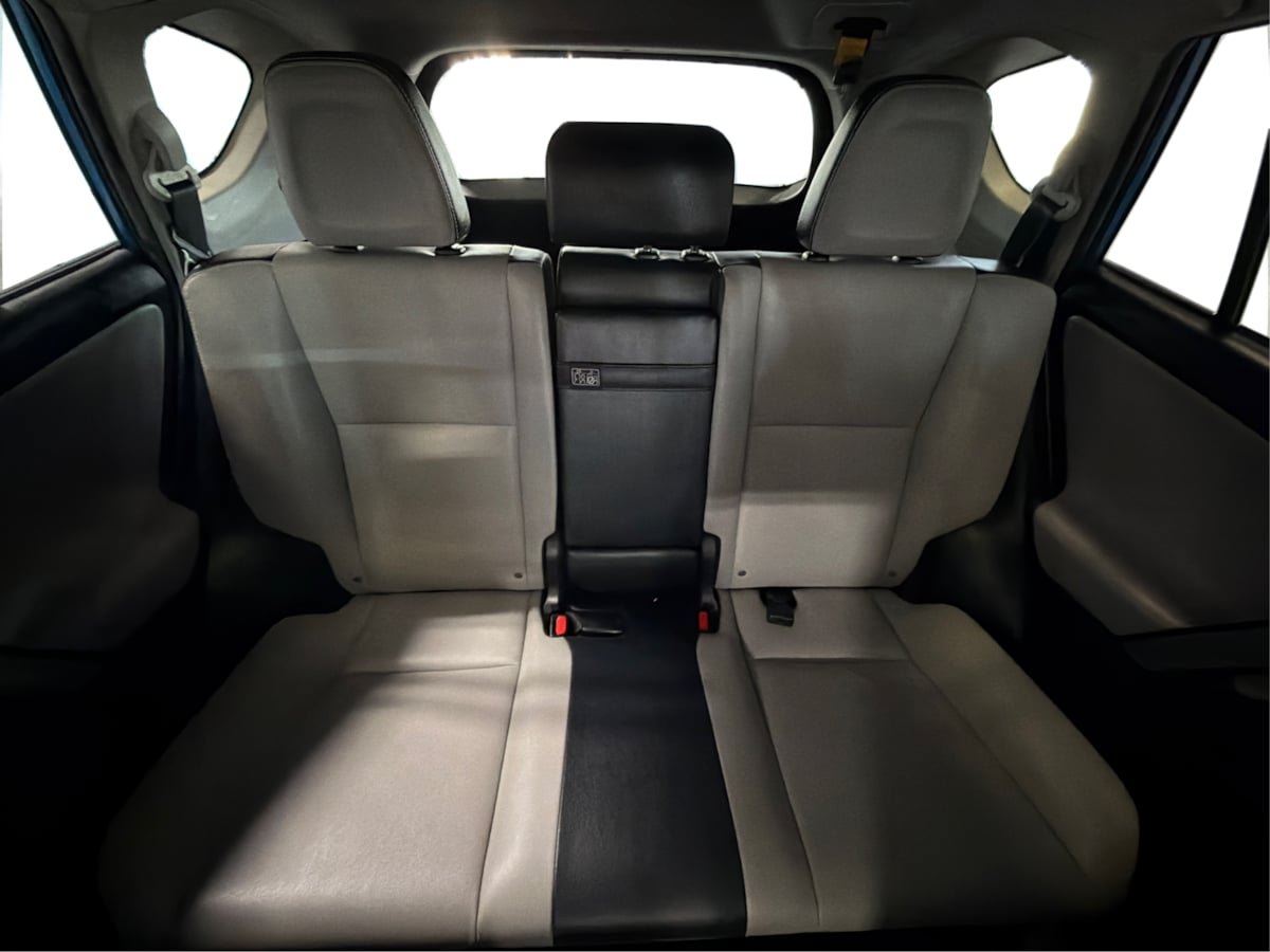 Used 2016 Toyota RAV4 Limited AWD/4WD image 19