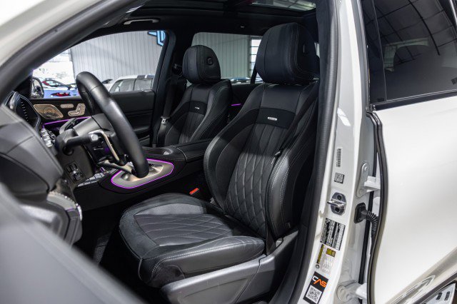 Used 2025 Mercedes-Benz GLS 63 AMG 4MATIC image 26