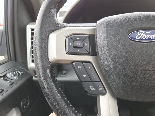 Used 2016 Ford F150 Lariat w/ Equipment Group 502A Luxury AWD/4WD image 25