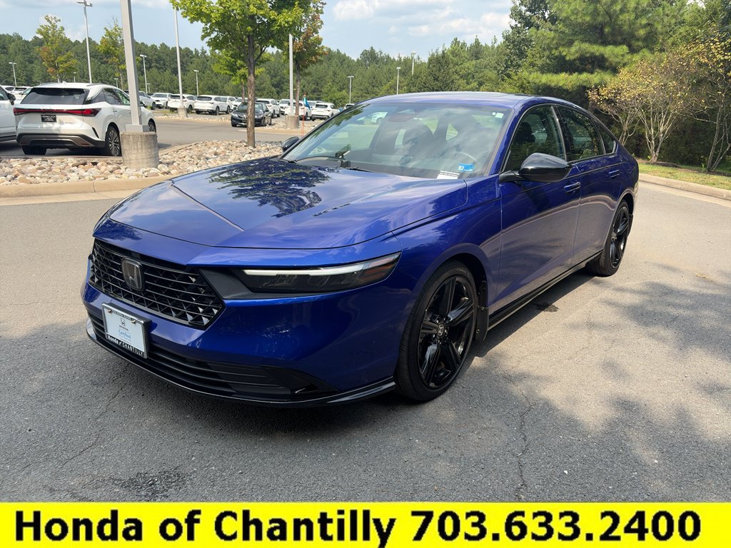 Used 2023 Honda Accord Sport image 3