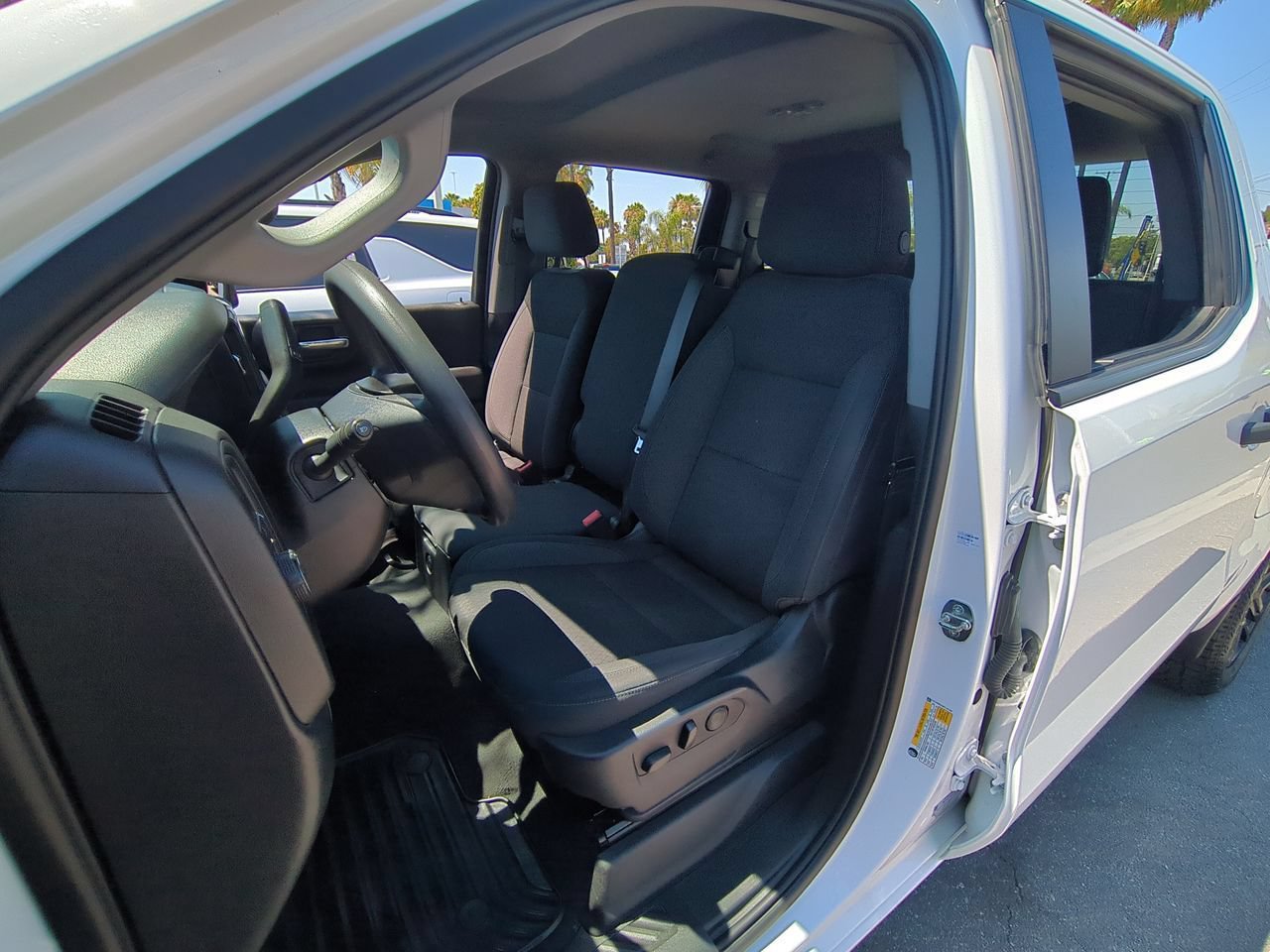 Used 2023 Chevrolet Silverado 1500 Custom w/ LPO, Dark Essentials Package RWD image 18