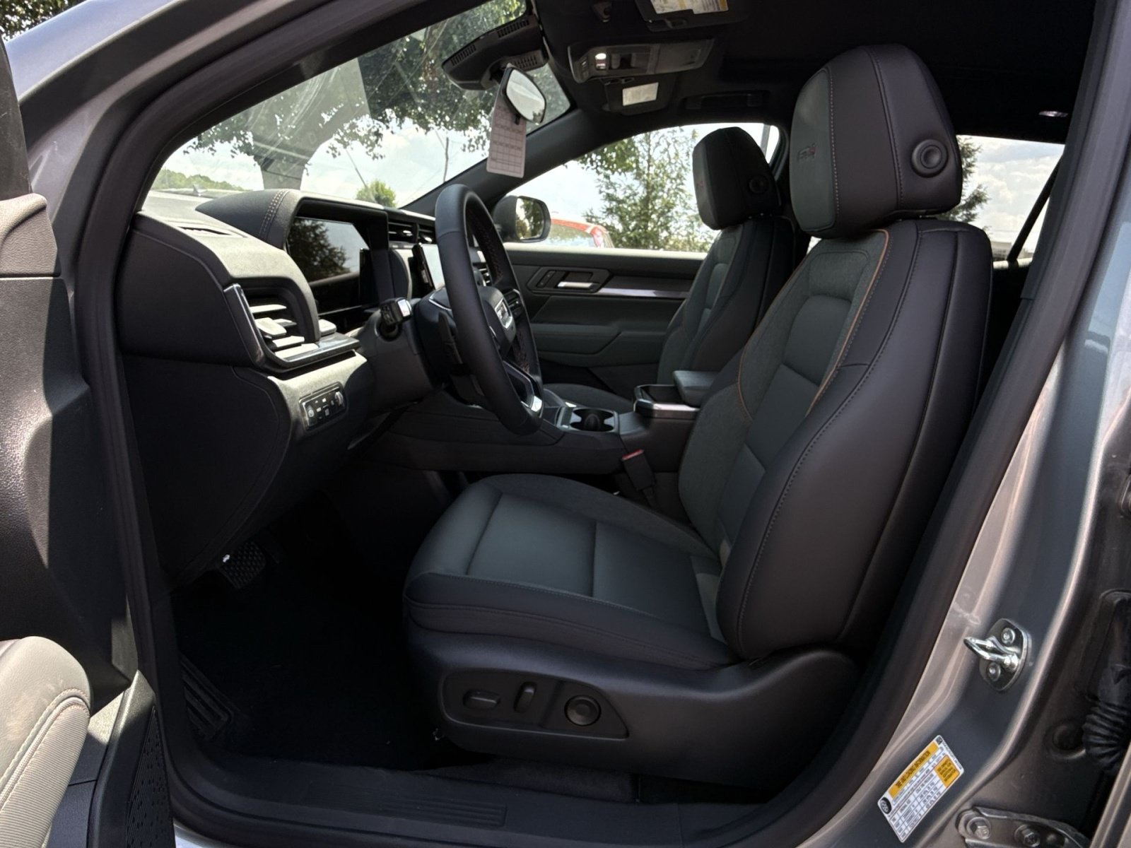New 2026 GMC Terrain AT4 AWD/4WD image 13