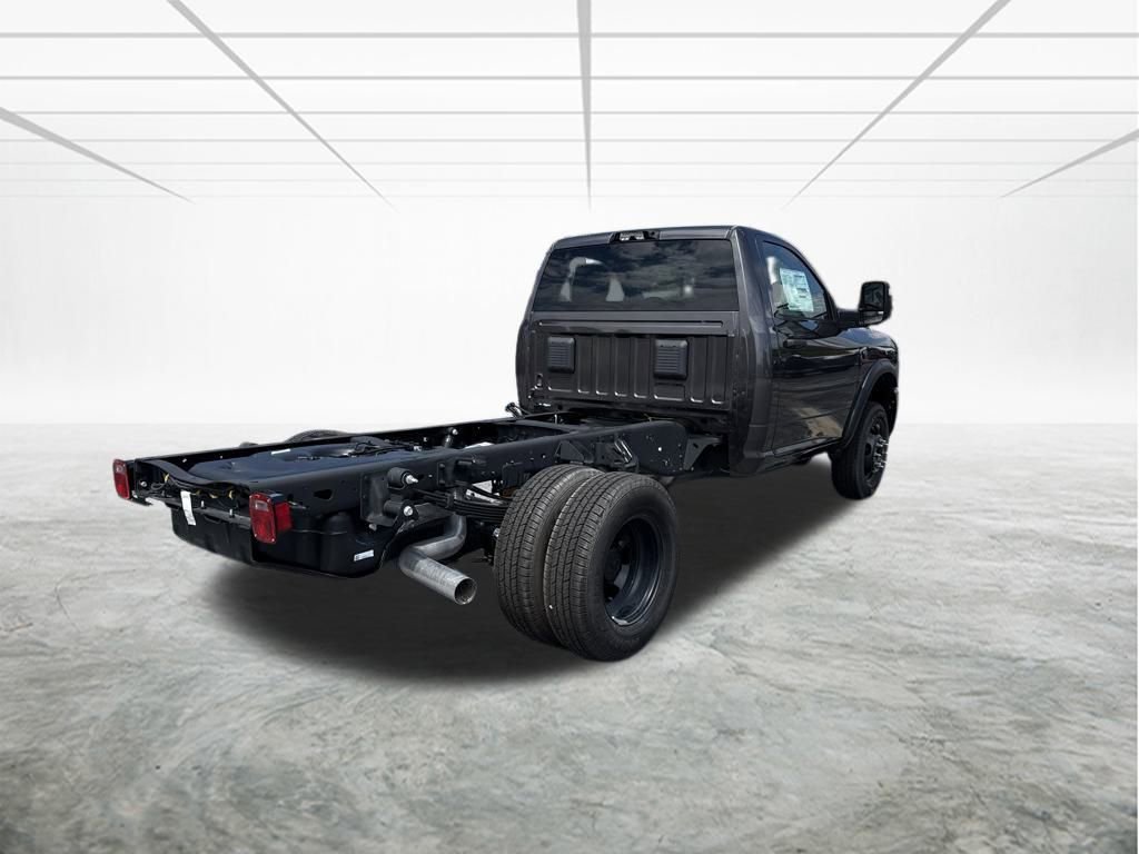 New 2025 RAM 3500 Tradesman image 3