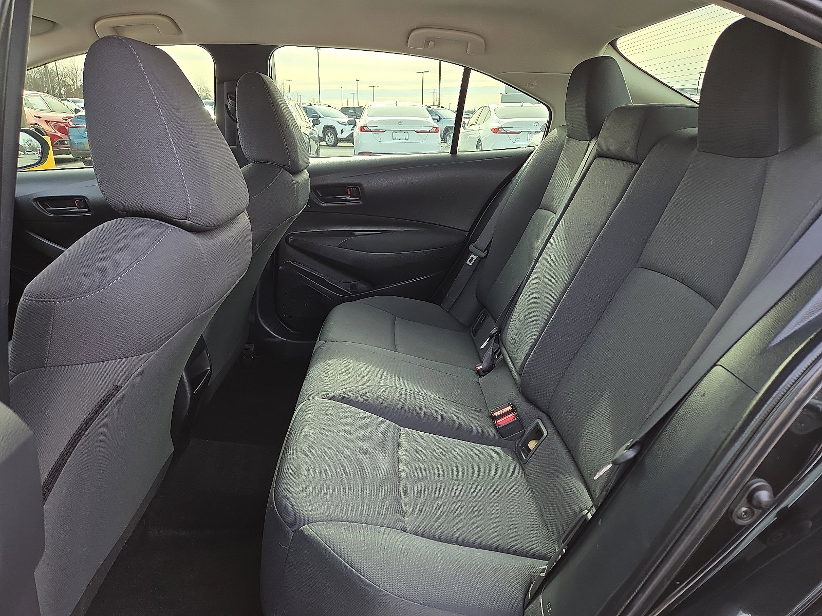 Used 2022 Toyota Corolla LE image 10